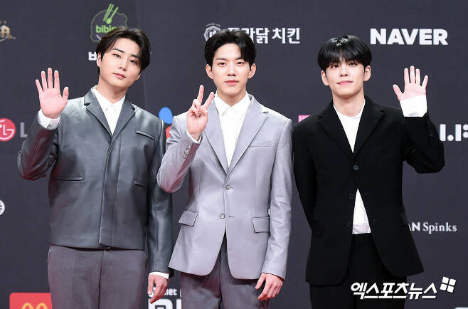  On the afternoon of June 6, Samsung Group Alien Exorcism is on the red carpet at the Mnet Asian MUSIC Awards (Mnet ASIAN MUSIC AWARDS) held by Card not present transactions.