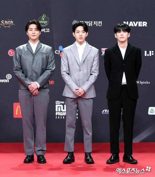  On the afternoon of June 6, Samsung Group Alien Exorcism is on the red carpet at the Mnet Asian MUSIC Awards (Mnet ASIAN MUSIC AWARDS) held by Card not present transactions.