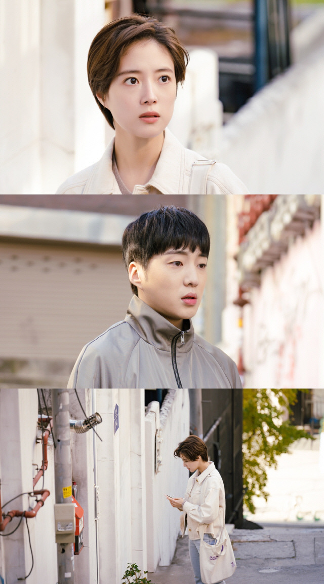 Kairos Lee Se-young X Kang Seung-yoon, a tragedy a month ahead, can we change?In the 13th MBC Cruel Love Kairos (playplayed by Lee Soo-hyun / directed by Park Seung-woo), which will be broadcast on the 14th, Lee Se-youngs dangerous plan will make the viewers sweat.Previously, Han Ae-ri (Lee Se-young) was discouraged when she heard about the tragic fate of Kim Seo-jin (Shin Sung-rok) being killed a month later.However, he persuaded Kwak Song-ja (Hwang Jung-min), who had evidence of corruption by Yu Seo-il (Shin Gu-min), to start a counterattack to solve the source of the tragedy and added expectations to the future development.In the meantime, Han Ae-ri, who decided to make something, is caught and attracts attention.Han Ae-ri is struggling with her mobile phone, and she is afraid of her eyes facing Lim Kun-wook, which is foreshadowing an extraordinary development.I wonder what the dangerous plan Han Ae-ri prepared to correct the twisted fate would be.In addition, Lim Kun-wook is looking at Han-ri with an anxious face, and focuses attention.Especially in the last broadcast, Im Kun-wook has impressed those who have been exposed to an anecdote that has done anything for Han Ae-ri.When my grandmother was in a traffic accident, Han Ae-ri not only took her to the emergency room, but also paid for the hospital.It is noteworthy what made her worry about Lim Gun-wook, who would not be able to cover her life.With such a serious atmosphere between Han Ae-ri and Lim Gun-wook, the two are raising their curiosity about whether they can change the tragedy that came a month ahead, and whether Lim Gun-wook can help her again today (14th).MBC Cruel Love Kairos will be broadcast at 9:20 pm on the 14th.