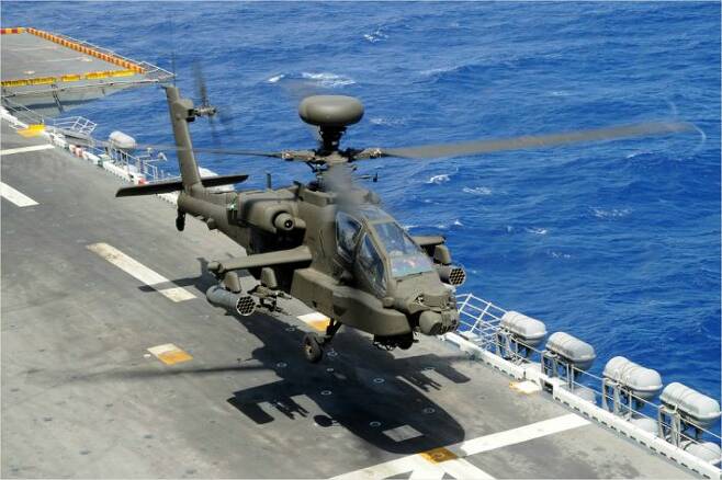 미 육군의 AH-64E 아파치 가디언 헬기. (사진=미 국방부 영상정보시스템 제공)