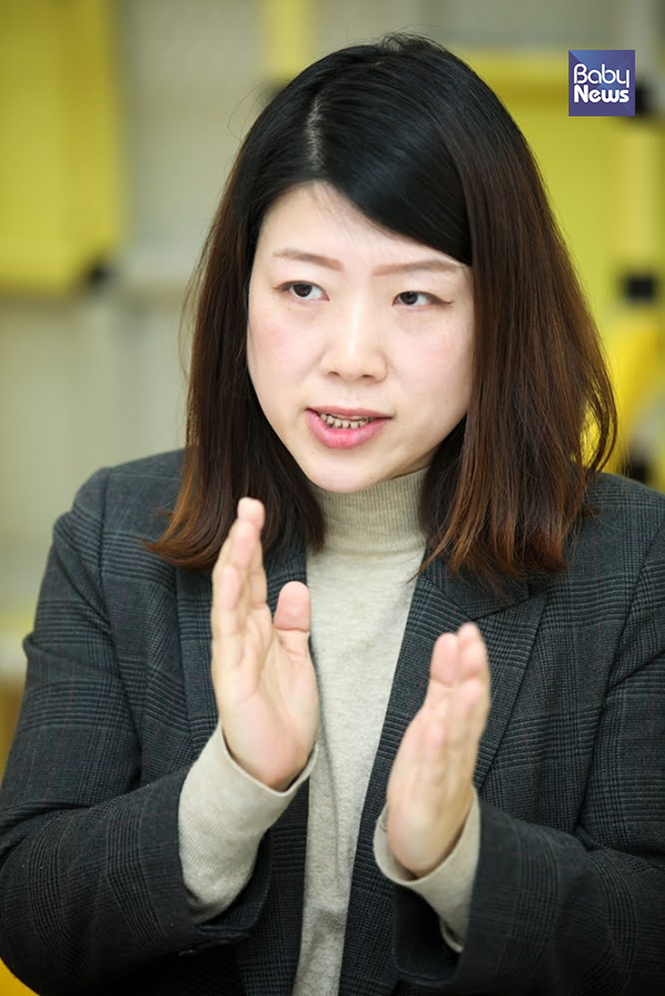 김승언 터치아이발달센터 대표는 "아이한테 아이의 발달에 뭐가 더 좋은지, 우리 아이를 위한 최선의 방법은 뭔지 같이 공부해서 아이의 양육 환경을 건강하게 만들어주다 보면 아이가 자폐증이어도 훨씬 더 좋은 방향으로, 더 건강한 방향으로 소통 능력과 사회적 기능들이 좋아질 수 있다"고 강조했다. 최대성 기자 ⓒ베이비뉴스