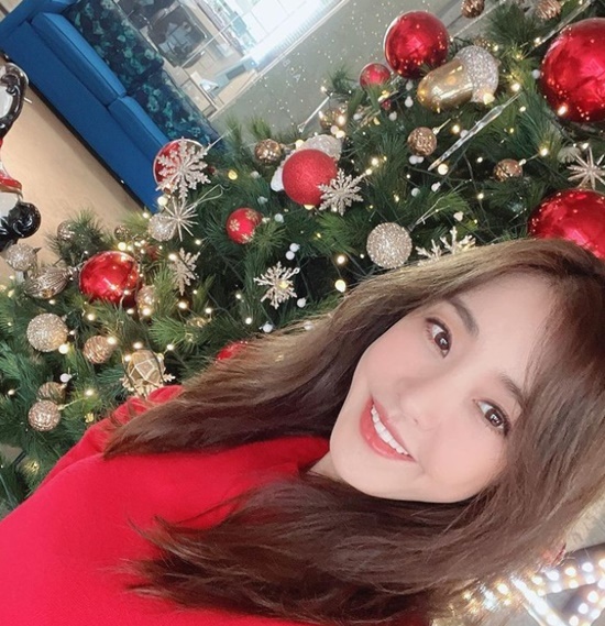 Park Eun-hye has shared her Christmas routine with Twinsson.Park Eun-hye told his Instagram on the 25th, Bringing Covid and Victor Osimhen in my house.Santa Grandpa Gift was exhilarating, and suddenly, My mother does not have Santa Grandpa Gift.I feel a little sorry for my mother. So I want to receive my mother. And then I wrote, I will give you Gift on my birthday.Park Eun-hye added, I was very warm when I saw the heartfelt eyes looking at me sadly. He was impressed by the warm heart of son thinking about his mother.Meanwhile, Park Eun-hye is raising Twinsson alone after her divorce in 2018.Here is a specialization in Park Eun-hye writing:Victor Osimhen ... # Santa Grandpa Gift and the exciting Jaho suddenly said, My mother is not Santa Grandpa Gift ... I feel a little sorry for my mother. So I said, I want to get my mother too. I will give you my birthday. I felt very warm when I saw my eyes.Photo: Park Eun-hye Instagram