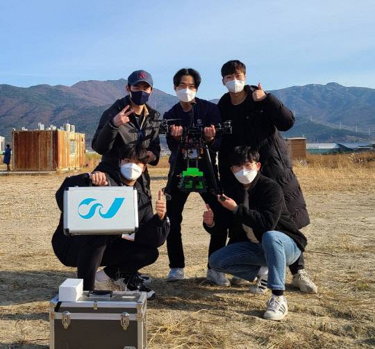 사진= (왼쪽 위부터 시계방향으로)박진우, 금강산, 김현중, 정성준, 유준상 학생