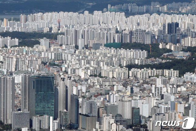 서울 시내 아파트 단지 모습. 2020.9.18/뉴스1 © News1