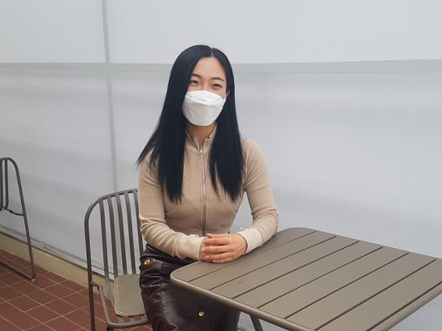 성악가 박영민씨는 시력을 잃을 뻔한 위기를 딛고 외국 유학까지 성공적으로 마쳤다. 시력에 도움이 될까 해서 5년 전부터 피트니스를 하고 있다.