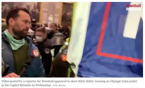 지난 6일 연방의회 의사당 난입 현장에서 포착된 클레트 켈러. 올림픽 팀의 재킷을 입고 있다. 뉴스타임스 홈페이지 캡처