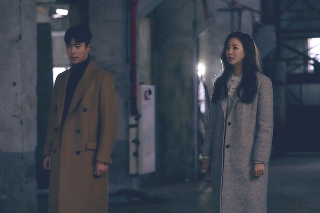 Revenge Kim Sa-rang - Yoon Hyun-min turns the spooky scene into a runway.Kim Sa-rang - Yoon Hyun-min plays Kang Hae-ra, who gives nuclearcider revenge to the strong who harass the weak by using money and power, respectively, in the TV CHOSUN Saturday drama Revenge (director Kang Min-gu / playbook Kim Hyo-jin / Production Highground, Blossom Story, Story Hunter), and Kim Tae-on, who is related to the disappearance of Chai-hyun (Park Eun-hye) 12 years ago. Sun), and Kim Sang-gu (Jung Man-sik), who played Cha Min-joon, who pointed at multiple blades.The two are struggling to unite with the Revenge Patriotic Union of Kurdistan to reveal the viciousness of Kim Tae-on and Kim Sang-gu and to make them pay.Above all, I ran to the police station after receiving the news that the belongings of Chai Hyun, Kang Hae, were found in the last broadcast.Kang Hae-ra apologized with tears for revealing the scandal of Cha Min-joon, who was already sitting in the hallway with despair, and Cha Hyun-hyun, who was not confirmed 12 years ago.At this time, the two who heard about the traffic accident between Kim Sang-gu and Lee Gaon (Jung Hyun-joon) rushed straight to the hospital, and gave extreme tension as they confronted Kim Tae-on to move Kim Sang-gu and Lee Gaon to the FB Foundation nursing hospital.Kim Sa-rang - Yoon Hyun-min is concentrating his attention by introducing a determined will explosion scene that has jumped directly into a dangerous tiger oyster.In the play, Kang Hae-ra and Cha Min-joon found a waste factory to secure decisive evidence to revenge Kim Tae-on.Strong, Cha Min-joon enters the waste factory, which does not have a light even though it is bright daylight, and moves carefully.I wonder why the two people came to the waste factory, and whether they can get away with it after getting the decisive evidence about Kim Tae-on.Kim Sa-rang - Yoon Hyun-mins crisis-screaming scene was held at a warehouse in Paju, Gyeonggi Province.The two men who were in rehearsals were in place to release their frozen mouths and bodies due to the cold weather, and they were concentrating on natural smoke by spitting out the ambassador dozens of times.Also, the two people who were all over the place to think about the staff suffering from the cold weather revealed the perfect chemistry of Visual revenge Patriotic Union of Kurdistan and completed the scene like a noir movie at once.The smoke of the two people who calmly expressed their determination even in the face of a dangerous and crisis, made the birth of a famous scene.