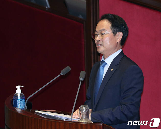 허영 더불어민주당 의원. 2020.8.4/뉴스1 © News1 신웅수 기자