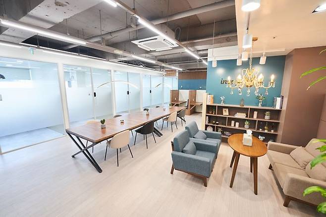 이커머스특화 사무실 슈가맨워크가 최근 15호점 용인 죽전점과 16호점 용인 수지성복역점 오픈했다. (슈가맨워크 제공)