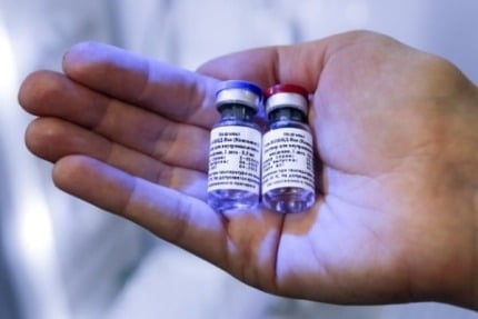 러시아가 공개한 스푸트니크V 백신/사진=AP