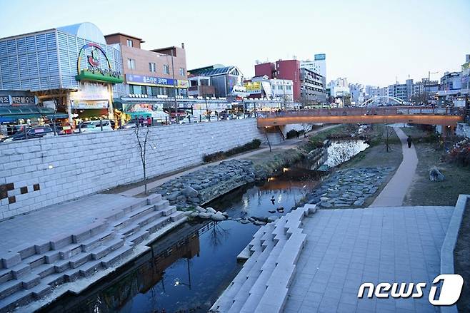 수원 지동시장(경기관광공사 제공)/© 뉴스1