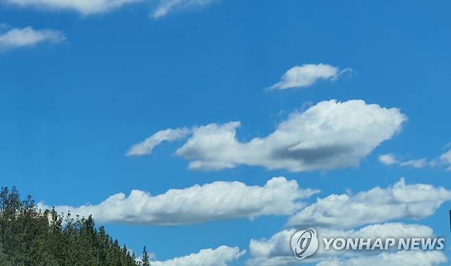 맑은 하늘 [연합뉴스 자료사진]