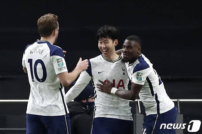 손흥민이 EPL 2020-21시즌 상반기 토트넘에 가장 평균 평점이 높은 선수라는 평가가 나왔다. © 로이터=뉴스1