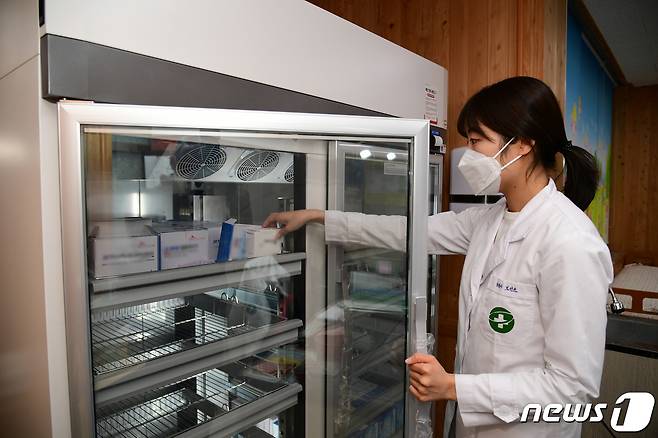 전북 남원시가 이르면 2월 시행될 코로나19 백신 접종과 관련한 준비에 만전을 기하고 있다.(남원시 제공)2021.1.26/© 뉴스1