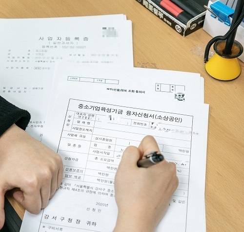 서울 강서구는 코로나19 사태로 어려움을 겪고 있는 중소기업과 소상공인 돕기에 나섰다. / 사진제공=강서구청