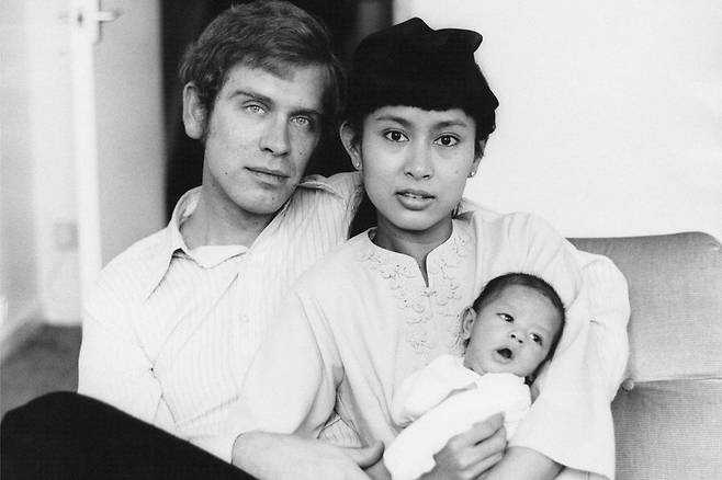 1973년 아웅산 수치와 그의 가족