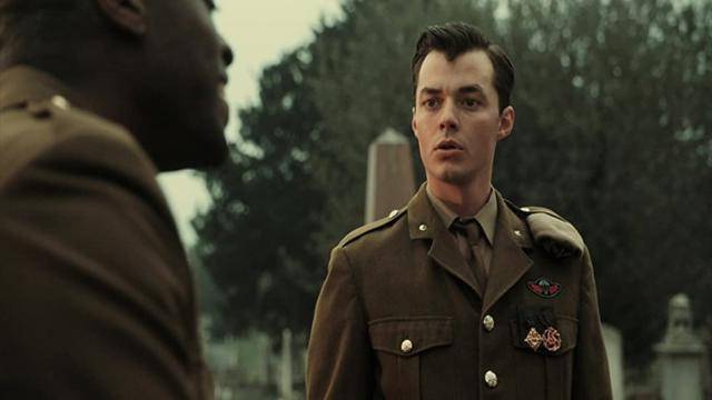 DC코믹스 슈퍼히어로 중 슈퍼맨과 양대 산맥을 이루는 배트맨의 곁에는 늘 충실한 집사인 페니워스가 있었다. 웨이브 제공