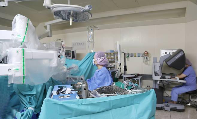 광주기독병원이 도입한 4세대 수술용 로봇. 광주기독병원 제공