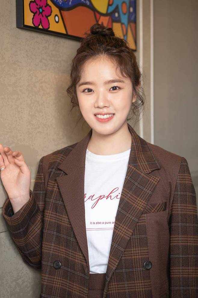 김향기가 코로나19 시국 속 관객들과 만나게 된 소감을 밝혔다. 제공|롯데엔터테인먼트