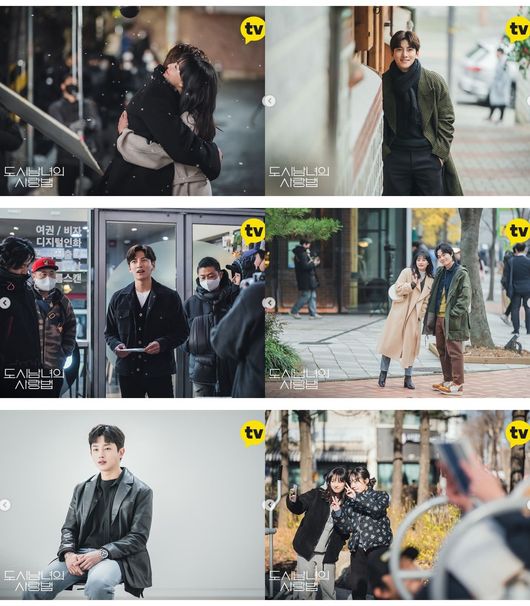 The last shooting scene of Terrace Houses Love Law was released.Today, on the 17th, KakaoTV official SNS, the photos of the Terrace House Love Act were released.On SNS, the production team said, Thank you all, Hi My Terrace House. Terrace Houses Love Law 17th Steele Open!The real love story of youth living in this age [Terrace Houses Love Law] KakaoTalk 3rd # Tab #KakaoTV adds a hashtag and adds the names of the actors and the names of the crew..Especially, # first meeting # romance # love adds a hashtag and added more excitement, and the actors in the scene made the people who watched the scene warm.On the other hand, KakaoTVs original drama Love Law of Terrace House (director Park Shin-woo, playwright Jung Hyun-jung and Jung Da-yeon) ended yesterday as the last episode.KakaoTV Official SNS