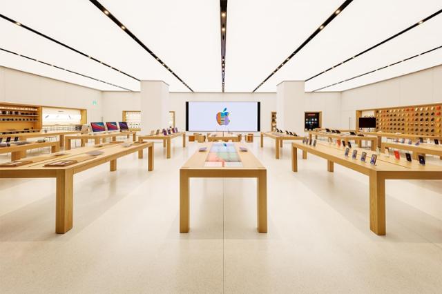 애플이 26일 서울 영등포구 여의도 IFC몰 지하 1층에 애플스토어를 오픈한다. 애플 제공