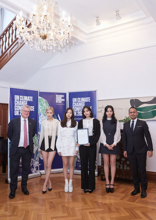 BLACKPINK has unveiled another step to raise awareness of the 2015 United Nations Climate Change Conference, following the Climate Action in Your Area video, which had a good influence in the former World.BLACKPINK received a handwritten letter from British Prime Minister Boris Johnson at the United Nations 2015 United Nations Climate Change Conference (COP26) Ambassadors ceremony held at the British Embassy in Juhan Ulfsak, Jung-gu, Seoul on the 25th.Prime Minister Boris Johnson congratulated the success of the BLACKPINK video and asked for the United Nations 2015 United Nations Climate Change Conference to be joined in raising awareness of the 2015 United Nations Climate Change Conference with the United Kingdom, which was chaired by the United Nations Conference.Prime Minister Boris Johnson, who called BLACKPINK members in his personal letter, said, Your Climate Action In Your Area # COP26 video has been a tremendous success on social media more than 10 million times.The 2015 United Nations Climate Change Conference is the most important issue for our generation. We are very welcome that you have voiced such an important issue at this time.BLACKPINK said: The first step is to study for ourselves the 2015 United Nations Climate Change Conference.The 2015 United Nations Climate Change Conference affects all of us so we need to know what happens.We want to learn more, and I hope that fans will join us. Simon Smith, British Ambassador to the United Kingdom, Juhan Ulfsak, said: I am very pleased that the British Embassy Seoul Embassy has joined BLACKPINK and YG Entertainment in the lead-up to COP26.We must act now to protect the earth for future generations. I hope all of you in the World will join our journey. The video mentioned in the letter was produced by BLACKPINK with the British Embassy Seoul Embassy and introduced at the 2020 Climate Summit 2020 held in December A Year Ago in Winter.The online talks, co-hosted by the UK, United Nations and France, were also attended by world leaders such as Prime Minister Boris Johnson, Secretary General Antonio Guterres United Nations and President Moon Jae-in.BLACKPINK has encouraged awareness of the 2015 United Nations Climate Change Conference problem and the protection of the natural environment, citing the need to preserve the earths natural habitat, which is rapidly disappearing through video.It also emphasized the importance of the United Nations 2015 United Nations Climate Change Conference (COP26) to be hosted by the United Kingdom in November 2021.BLACKPINK has established itself as a world girl group through its active activities with the Regular album THE ALBUM released in October of A Year Ago in Winter.BLACKPINKs YouTube channel subscribers exceeded 57.6 million, ranking second in the former World Artists.This is why the encouragement of BLACKPINK, which boasts a powerful power, has great power.BLACKPINK, which has recently successfully completed the live stream concert THE SHOW, is ahead of the solo project.As the stage of Rosés solo album GONE was first released at THE SHOW, expectations of global music fans have increased.YG Entertainment