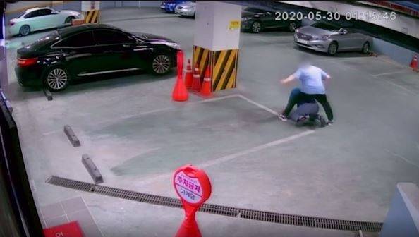 청원인이 공개한 CCTV 영상 캡처