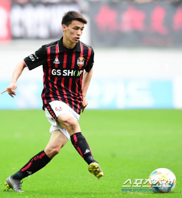 2019 프로축구 K리그1 FC서울과 울산현대의 경기가 3일 서울월드컵경기장에서 열렸다. FC서울 알리바예프
상암=최문영 기자 deer@sportschosun.com /2019.11.03/