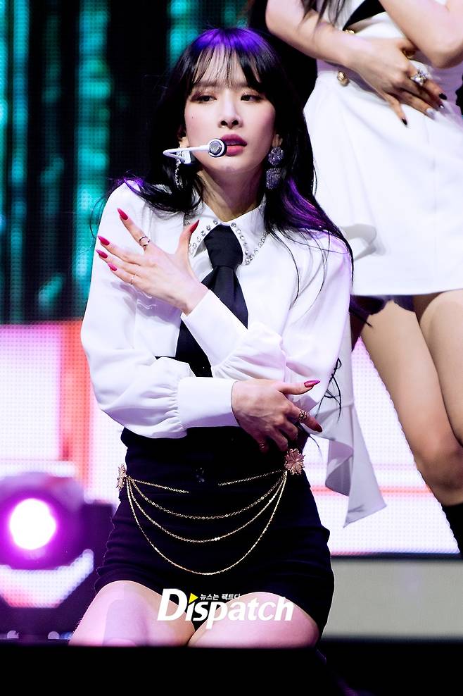 A showcase commemorating the comeback of WJSNs new mini album UNNATURAL was held at Yes24 Live Hall in Jayang-dong, Gwangjin-gu, Seoul on the afternoon of the 31st.Seolah set up a new song stage with a Sic charm on the day. The atmosphere was outstanding.On the other hand, the title song UNNATURAL is a song that expresses the al-sense of girls who change all their actions awkwardly in front of their favorite person. It is an uptempo pop dance song with addictive hooks and rhythmic beats.On the 31st, at 6 pm, a new mini album UNNATURAL will be released through various music sites and will start comeback activities.Blackfoot is the truth.a spectacular stageSo, youre a cold-haired girl.