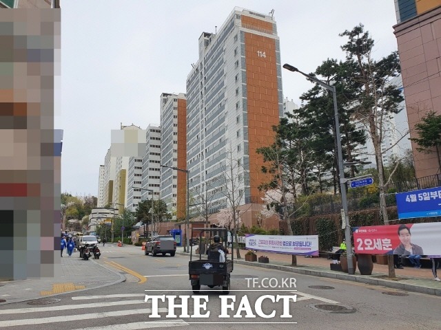박 의원 보유 아파트 인근 다수 부동산 관계자들은 "당시 시세와 비슷했다"고 말했다. /신당동=박숙현 기자