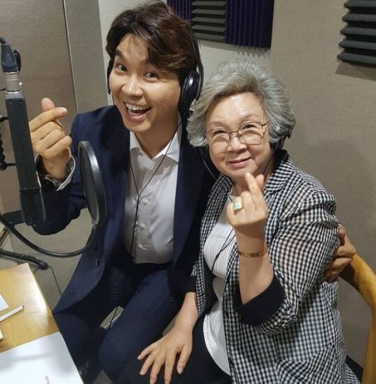 ▲ 박수홍(왼쪽)과 그의 어머니. 출처| 박수홍 인스타그램