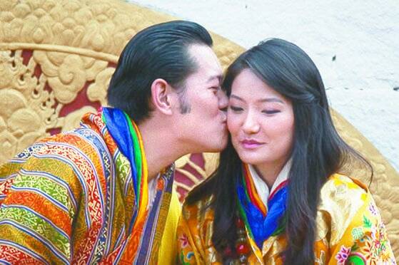 2011년 10월 부탄 왕추크 국왕은 열한살 어린 제선 페마 왕비와 결혼했다. [로이터=연합뉴스]