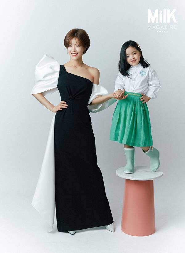 Actor Lee Yoon-ji made precious memories through a picture with his two daughters.Lee Yoon-ji, along with Rani and Soul, decorated the cover and picture of the May issue of the French licensed kids fashion magazine Milk Korea.This picture is more meaningful because it is the first joint shooting of three people.Lee Yoon-ji in the picture emits the aspect of the picture artisan generously.Not only is it completely melted into various concepts, but also it is admirable by using various facial expressions and poses based on abundant expressive power.In addition, Lee Yoon-jis colorful charm attracts attention.In the picture of staring at the camera intensely in a black dress, the alluring beauty and chic charisma are filled with.In addition, Rani and Soul show a happy mother and daughter in a picture like two daughters, making many people feel good.Especially Lee Yoon-jis affectionate eyes looking at the children are poured out of affection, and in the way of smiling brightly with hands, a warm heart for each other is conveyed out of the frame.In an interview with the photo shoot, Lee Yoon-ji said, I promised to do whatever it is if the children are afraid or afraid. He said, Soul, please keep your mother well in the future!And, Rani, you are my first love, my first treasure. I always love you. On the other hand, more pictures and interviews can be found in the May issue of Milk KoreaMeanwhile, Lee Yoon-ji confirms his appearance in the movie Hello and returns to the screen after a long time.He is expected to show another new Acting transformation by taking on Jin-ah, who came into the hospice ward with a sad story in the play.