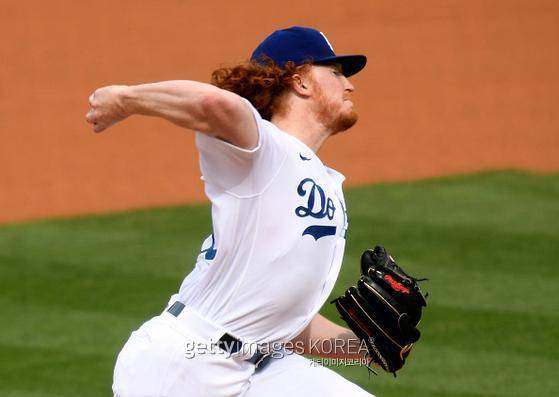 LA 다저스 더스틴 메이가 26일 샌디에이고전에 선발 등판해 투구하고 있다. 사진=게티이미지