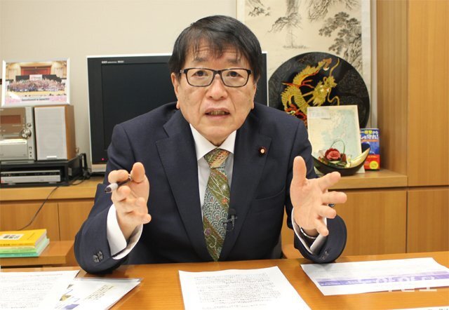 자민당 소속 야마모토 다쿠 중의원 의원은 “일본 정부가 원전 오염수 방출 결정을 철회해야 한다”고 밝혔다. 도쿄=박형준 특파원 lovesong@donga.com
