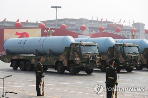 2019년 중국군 열병식 때 나온 쥐랑-2 미사일 [EPA=연합뉴스 자료사진]