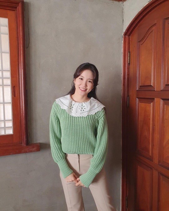 Jang Ye-won posted a photo on his personal instagram on the 3rd, with an article entitled Tomorrow #ConnectedTen! What should we do to reduce plastic?In the photo, Jang Ye-won stands in front of the camera wearing a green knit T-shirt, Smile is seen.Jang Ye-won made his debut as an Announcer for SBS 18th in 2012.After leaving last year, he is appearing on TVN Monthly Connected and YTN Science Animal Signal.sympathy media