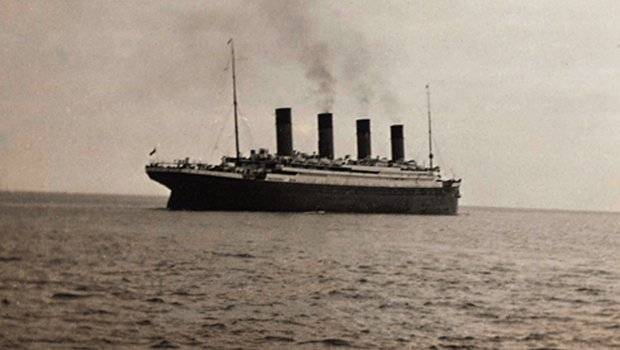 1912년 4월, 영국 사우스햄프턴에서 출항한 타이타닉호가 아일랜드 퀸즈타운을 거쳐 뉴욕으로 향할 당시 마지막 모습으로 추정되는 사진. /사진=로이터/뉴시스