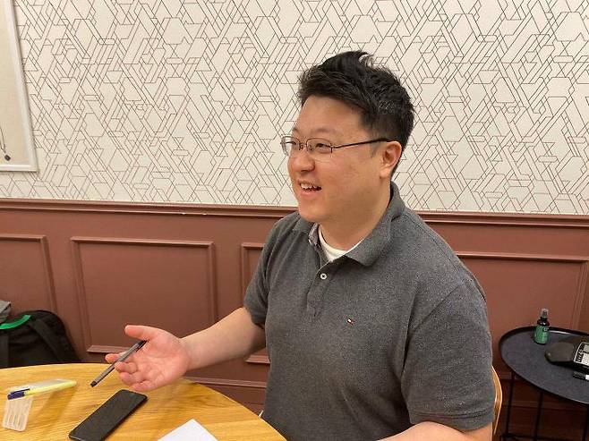 출처: 퀸비컴퍼니