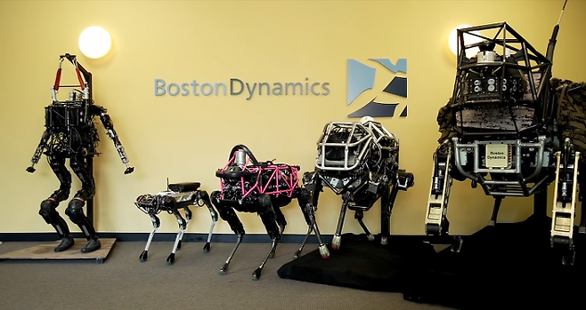 출처: 보스턴 다이내믹스의 로봇 시제품들