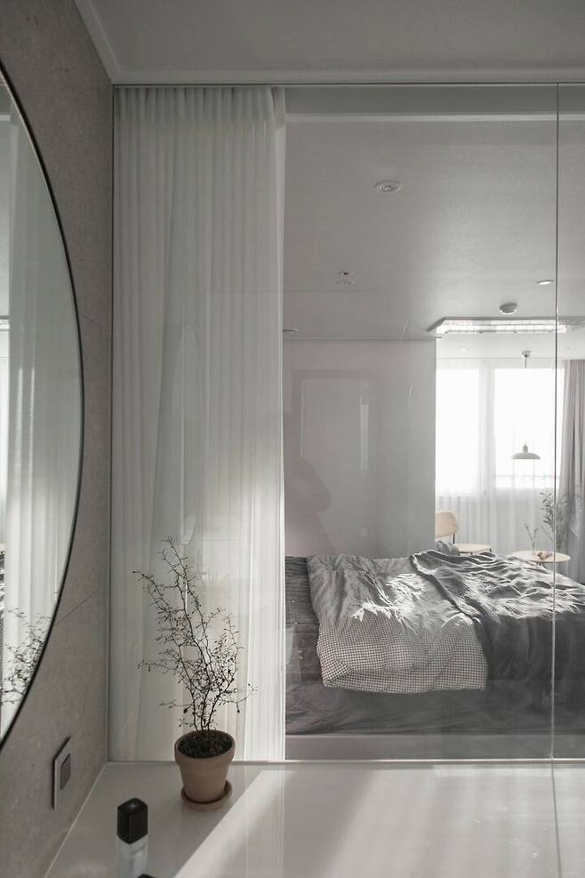 출처: 오늘의집 온라인 집들이 보러가기 (▲이미지 클릭)