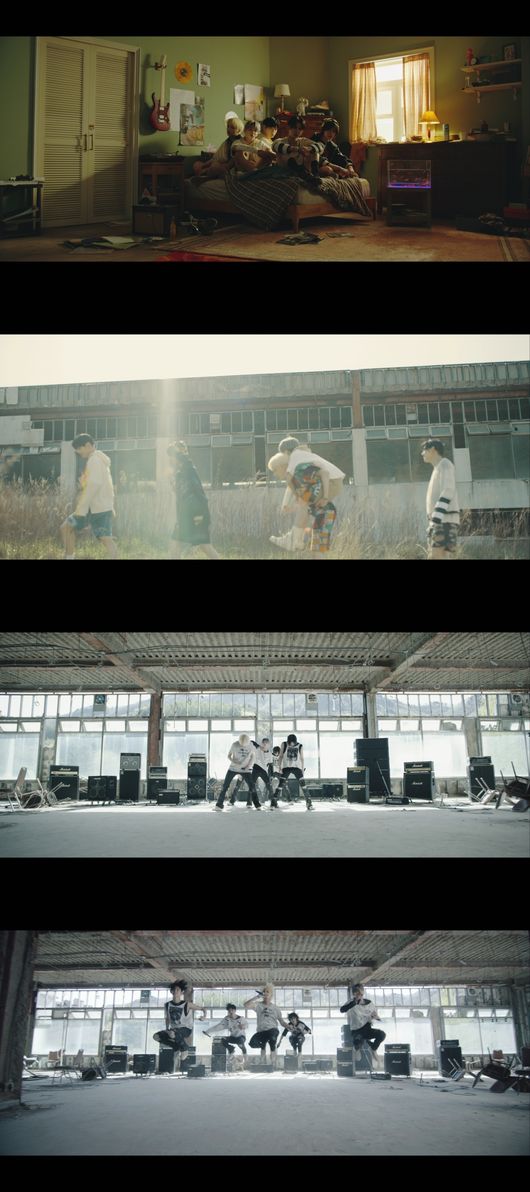 A day before Come Back, group TOMORROW X Twogether finished preparing for Come Back by public release of the second music video of the new album title song.TOMORROW X Twogether (Subin, Fed, Bum-gyu, Tae-hyun, and Humanning Kai) will be released on the official SNS channel at 0:00 on the 30th, and the second regular album Chaos Chapter: FREEZE will be title song 0X1=LOVESONG (I Know I Love You) feat.Seori (Zero Esporte Clube Bahia One Love Song) featured a second music video Teaser.This video, which started with Subins faint eyes, stares at the fish in the fishing port or shines the lonely atmosphere in turn by showing the individual members alone in a large space.The five members gathered Twogether sit still on the bed and look at the camera with empty eyes.However, the screen is changed soon, and all five members leave in a car Twogether, and they show a warm atmosphere such as laughing Twogether and running or enjoying time in the space where they were alone.In particular, in this teaser video, the performance and lyrics of the title song were partially public release, attracting the attention of former World fans.The five members who focus their attention on the intense performance, facial expression, and the sad atmosphere, I love my troubled love sock save me and hold my hand and I know I love you will soon be public release album and title song.TOMORROW X Twogether released concept photos, track lists, album previews, and track highlights ahead of Come Back.Among them, the first music video Teaser, which was released on the 29th, proved its interest in Come Back by raising a number of related keywords in the real-time trend of former World Twitter at the same time as Public release.On the other hand, TOMORROW X Twogethers new album Chaos: FREEZE will be released simultaneously at World before 6 pm on the 31st.TOMORROW X Twogether will be the first public release of the new song through the Come Back show FREEZE broadcasted on Mnet at 8 pm on the same day.big hit music