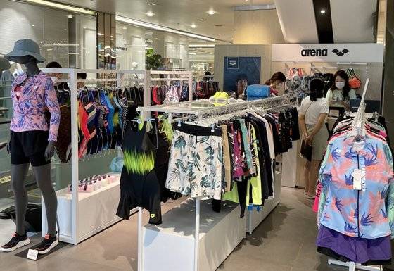 신세계 본점 아레나 매장