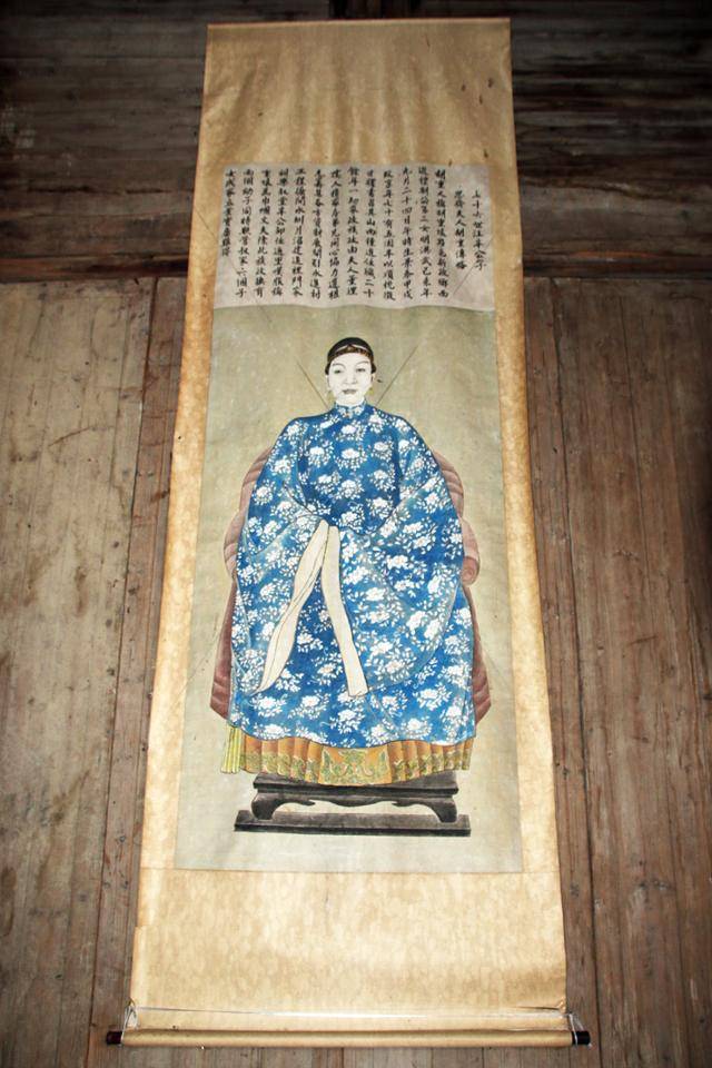 굉촌 왕씨종사 낙서당에 호씨 부인 초상화가 걸려 있다. ⓒ최종명