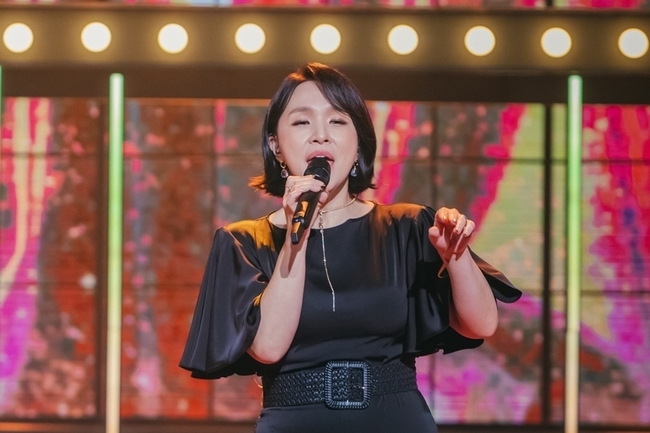 Legend vocal group Big Mama will be on the MBC Hangout with Yooo 10 Ear Concert.Big Mama, who returned in nine years, is said to have stimulated MSG Wannabe and Yuyas Fan heart with its explosive power and harmony.MBC Hangout with Yoo (director Kim Tae-ho, Yoon Hye-jin, Kim Yoon-jip, writer Choi Hye-jung), which will be broadcast at 6:15 p.m. on July 17, will feature the final stage of Top 10 Ear Concert.The first guest to visit the Top 10 Ear Concert this week was Big Mama (Park Min-hye, Shin Yeon-ah, Lee Young-hyun, and Lee Ji-young), a Legend vocal group that returned to the new song Haruman The in nine years.At the time of the last contest between M.O.M and Jung Sang-dong for the formation of MSG Wannabe, Jung Sang-dong called resignation as a contest song and collected a big topic.The members who heard the good comeback news of Big Mama were delighted and waited for Big Mama.Big Mama will perform reject and new song Haru more starting with his debut song Break Away, and original song Lee Young-hyun will sing resignation directly.In particular, Jung Gi-seok (Ssamdi) of Jung Sang-dong, a steaming fan of Big Mama, was soaked in the stage by holding his heart, and laughed at Lee Young-hyuns words, saying, This is a successful life!In addition, Big Mama, who is known as a professor of practical music, asked Yuyaho about the voice of MSG Wannabe, and it is said that the members of MSG Wannabe who are nervous about the answer of Big Mama cross the story.