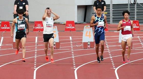 5월 열린 도쿄올림픽 테스트 경기. 남자 선수들은 과거와 크게 다르지 않은 운동복을 입는다. 로이터=연합뉴스