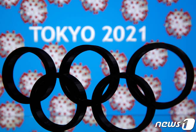 아베 신조 일본 총리가 토마스 바흐 국제올림픽위원회(IOC) 위원장에게 2020 도쿄올림픽 1년 연기를 제안했고, 바흐 위원장도 이를 받아들였다. © 로이터=뉴스1 © News1 신웅수 기자