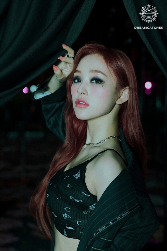 Dreamcatcher (JiU, SuA, Park Si-yeon, Handong, Yoo Hyun, Dami and Gahyeon) released the third personal concept photo of the special mini album Summer Holiday on the official SNS channel on the afternoon of the 21st.First, JiU created a charismatic atmosphere with all-Black styling, and SuA, who gave points with a colorful crown, gave off an intense aura reminiscent of a witch.Park Si-yeon flaunted her overwhelming force with dark eye makeupHandong showed a dreamy charm with a bright bleaching hair contrasting with a dark background, and Yoo Hyun emanated a delightful expression with a relaxed expression.Dami added mystery to the two-tone Hair, and Gahyeon caught the eye with a dazzling visual that lit the darkness.Previously, Dreamcatcher released two versions of concept photo and showed a variety of charms from summer coolness to dreamy.Among them, Dreamcatcher is creating a dark mood through the last personal concept photo, and is further amplifying the expectation of a new veil soon.Summer Holiday is a god that is presented in about six months after the sixth Mini album Dystopia: Road to Uptopia (Distopia: Road to Utopia) released by Dreamcatcher in January.Dreamcatcher, who has been intensely impacted by each album, is interested in what music and performance will shake the music industry this summer.Meanwhile, Dreamcatchers special mini album Summer Holiday will be released on various online music sites at 6 pm on the 30th.Photo: Dreamcatcher Company