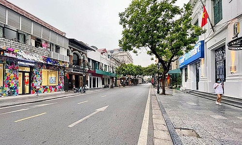 사회적 거리두기로 인해 한산해진 하노이 시내 [VN익스프레스 사이트 캡처. 재판매 및 DB 금지]