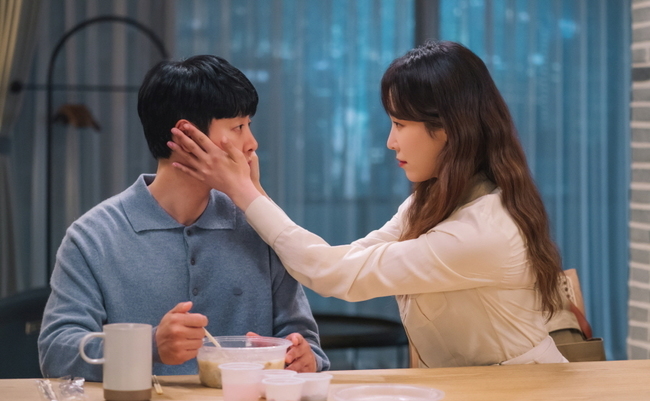 Seo Hyun-jin and Kim Dong-wook released a couple of shots.In the last episode of TVNs monthly drama You Are My Spring (playplayed by Lee Mi-na/directed by Jung Ji-hyun), Kang Da-jung (Seo Hyun-jin) and Weiyuing Metropolitan Park (Kim Dong-wook) confirmed their sincerity toward each other, and showed a hug that gave warm comfort and hurtful hearts.Weiwiing Metropolitan Park confessed that he liked Kang Da-jung, but he confessed, Do you want to be our friend?Kang Da-jung, who had returned, came back and hugged the week Weiyuing Metropolitan Park, and the week Weiyuing Metropolitan Park also hugged Kang Da-jung and gave him a clunky afterlife.In the eighth episode to be broadcast on July 27, Seo Hyun-jin and Kim Dong-wook are depicted with extraordinary affection.The scene is a scene where Kang Da-jung (Seo Hyun-jin) and Weiyuing Metropolitan Park (Kim Dong-wook) burst into affectionate feelings.When Kang Dae-jung asks the Weiwiing Metropolitan Park lips slightly, he grabs the Weiwiing Metropolitan Park face with both hands as if he is trying to kiss the bubble.Kang Dae-jung, who has been close to the week Weiyuing Metropolitan Park, is slanting and holding his face angle.In addition, Kang Da-jung, who is approaching the Weiwiing Metropolitan Park, who is sitting in a chair and reading a book, is in front of the Weiwiing Metropolitan Park, and the two of them exchange their childish eyes.As the two people seem to rush romance, I wonder what the meaning of this scene is.Seo Hyun-jin and Kim Dong-wook struggled to endure the laughter that erupted as they filmed the romance rush couple shot.While preparing, Seo Hyun-jin witnessed Kim Dong-wook, who was looking at the mirror and trying to be buried in his mouth, and directly helped Kim Dong-wooks mouth with his chopsticks and helped direct the natural screen.Especially, the two people who met their eyes and met their eyes were caught at the same time as they threw a word.However, the two people who started to take pictures of their emotions soon got involved in the immersive act and raised the love index of the scene.However, when the directors OK sign fell, he laughed again and made the scene into a laughing sea.